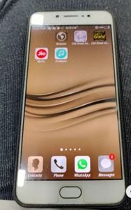Picture of Vivo 1713 cellphone